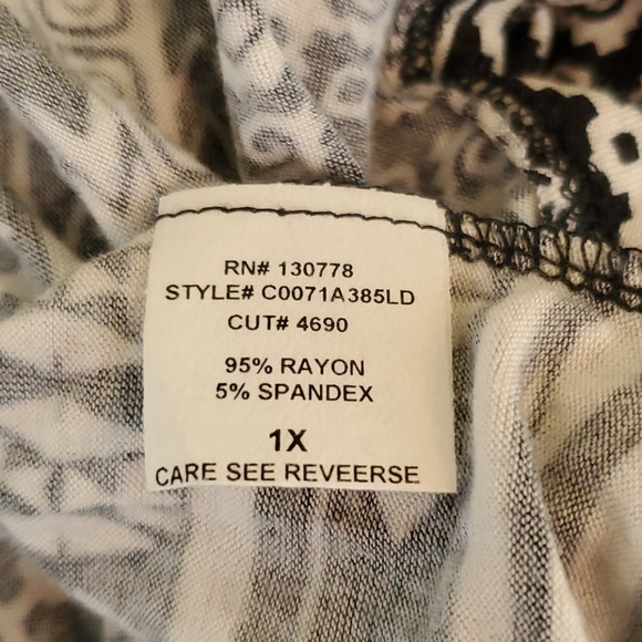 Living Doll patterned Aztec maxi skirt with fold over waist Size 1x - Picture 7 of 8